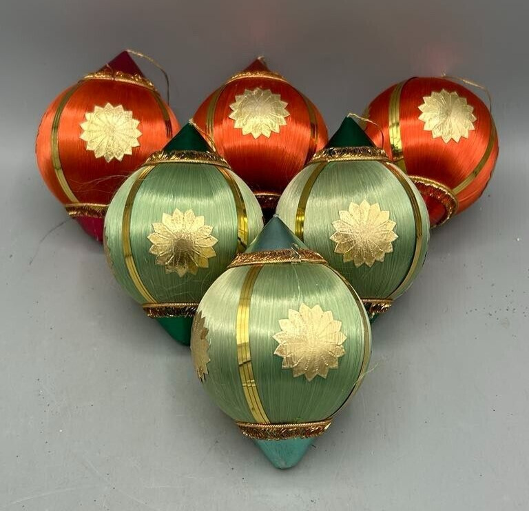 Set of 6 Vintage 1960\'s MCM Satin & Foil Teardrop Christmas Ornaments Red Green