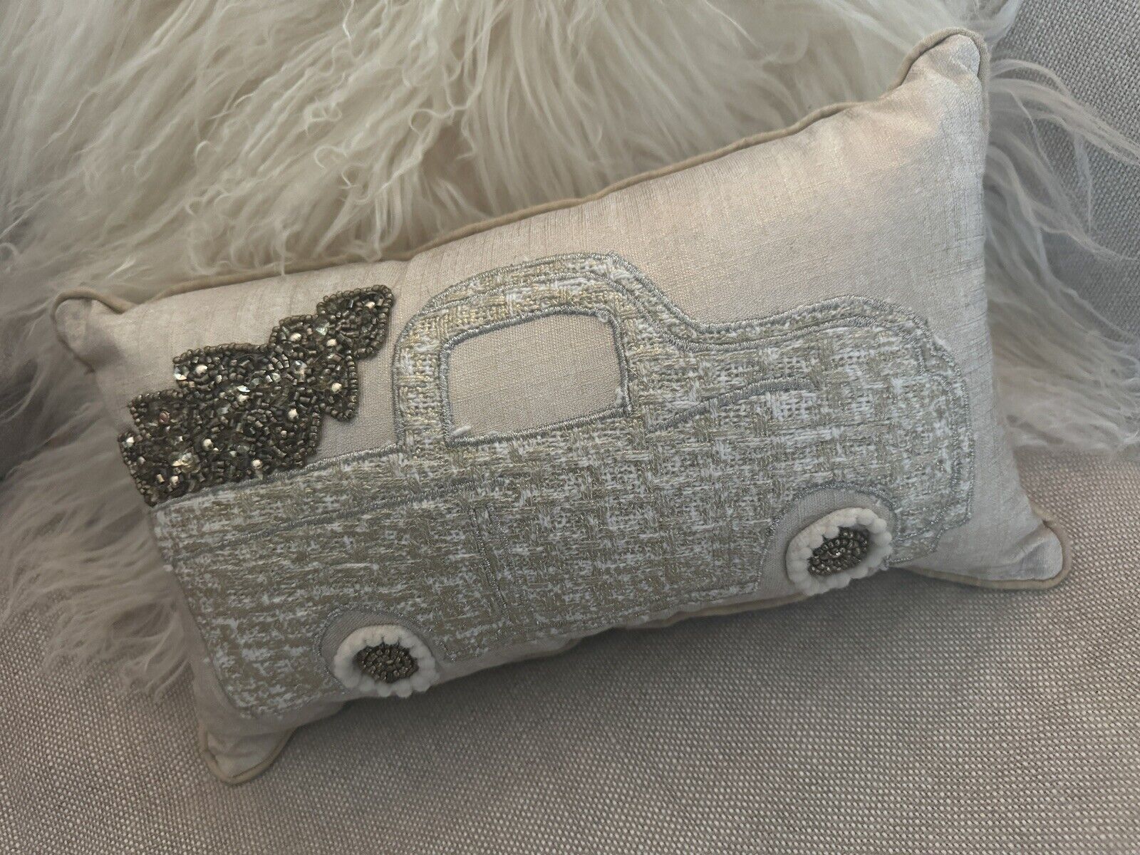 Appliquéd Pillow Vintage Truck Carrying Beaded Christmas Tree 9\
