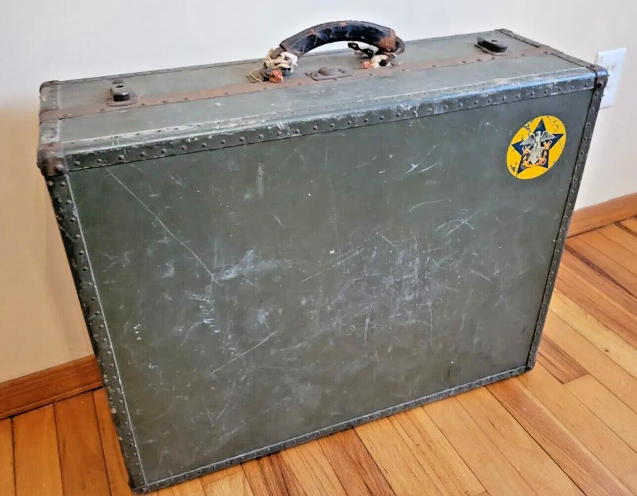 Vintage United States Military Suitcase Luggage Holder Olive Drab Antique Large