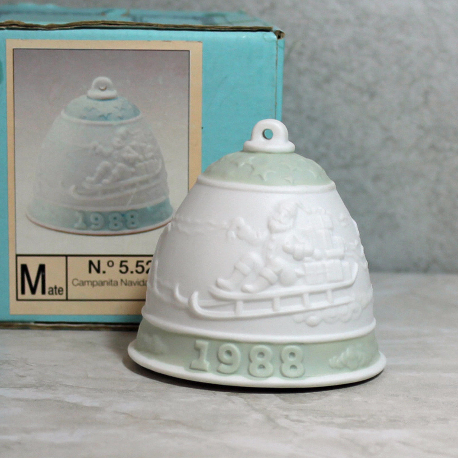 Lladro Figurine: 5525 Christmas Bell (1988), NIB