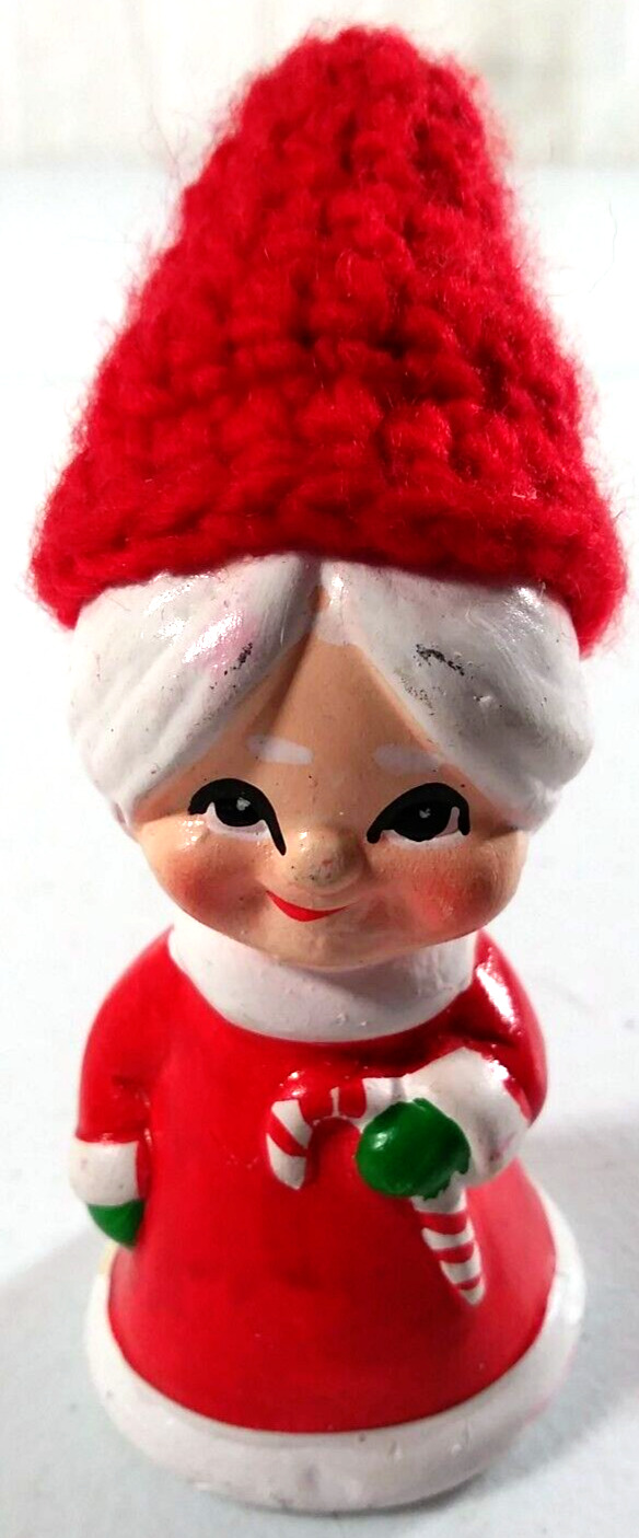 Mrs Claus Christmas Figurine Ceramic 2x5 White Red Crochet Hat Room Decor Taiwan