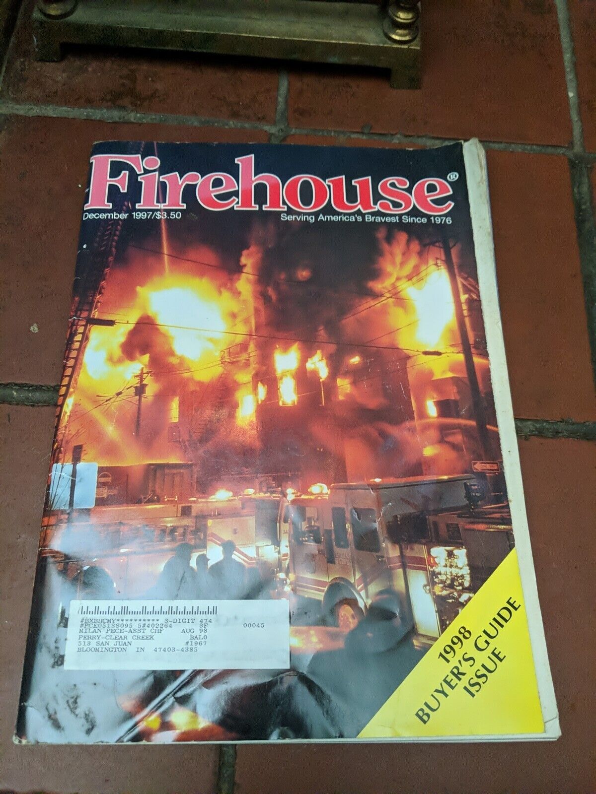 FIREHOUSE MAGAZINE DECEMBER 1997 BUYERS GUIDE ISSUE RARE VTG FIRE FIREMAN RARE
