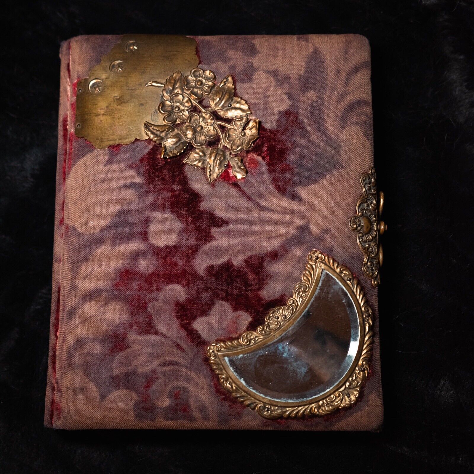 Antique Victorian Velvet Bound Photo Album With Mom Mirror And metal Detailing