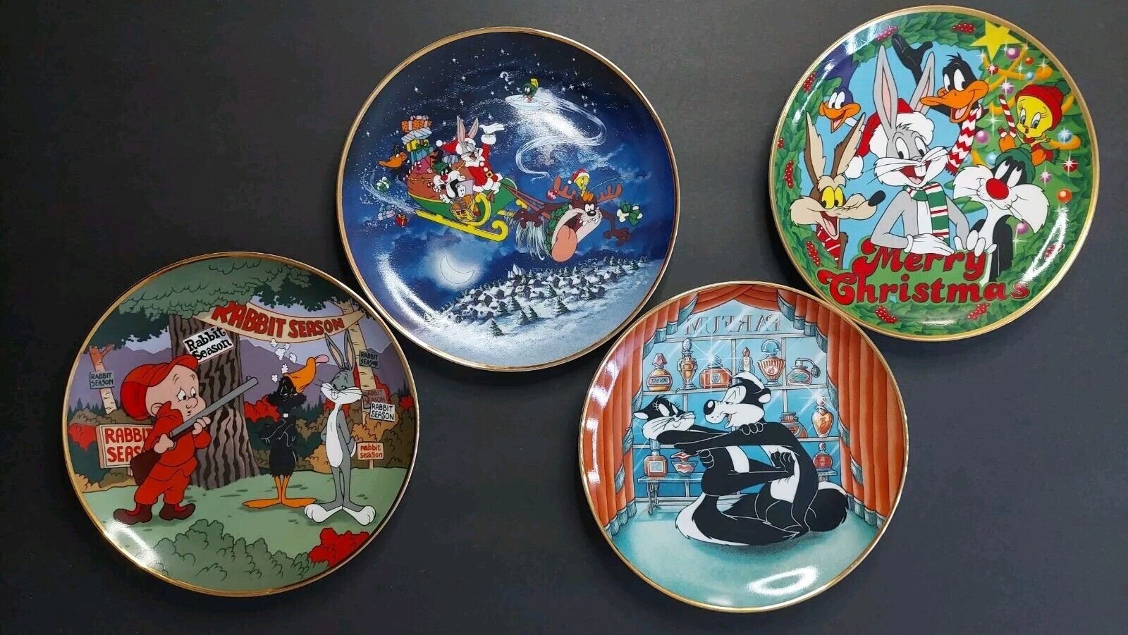 Vintage Looney Tunes 1991 Porcelain Collectors Plate Lot SET OF 4 