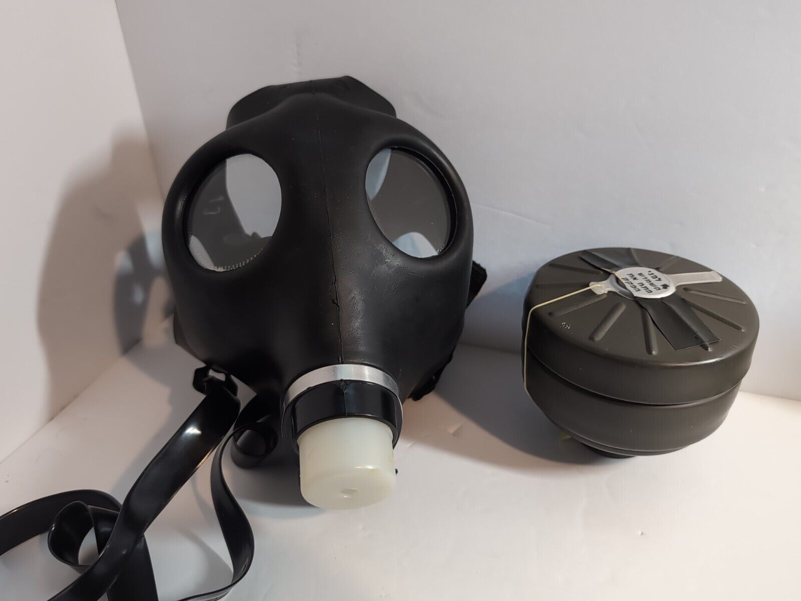 Israeli Adult Gas Mask With New Filter