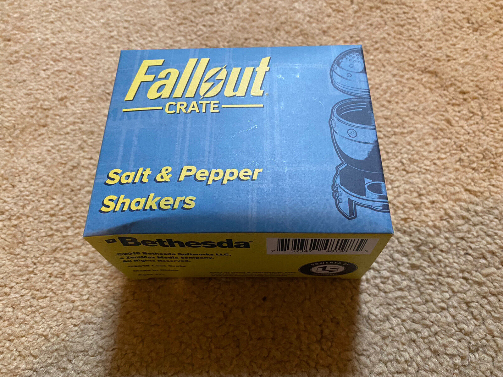 Fallout Crate Mini Nukes Salt & Pepper Shakers Loot Crate Exclusive Rare Sealed