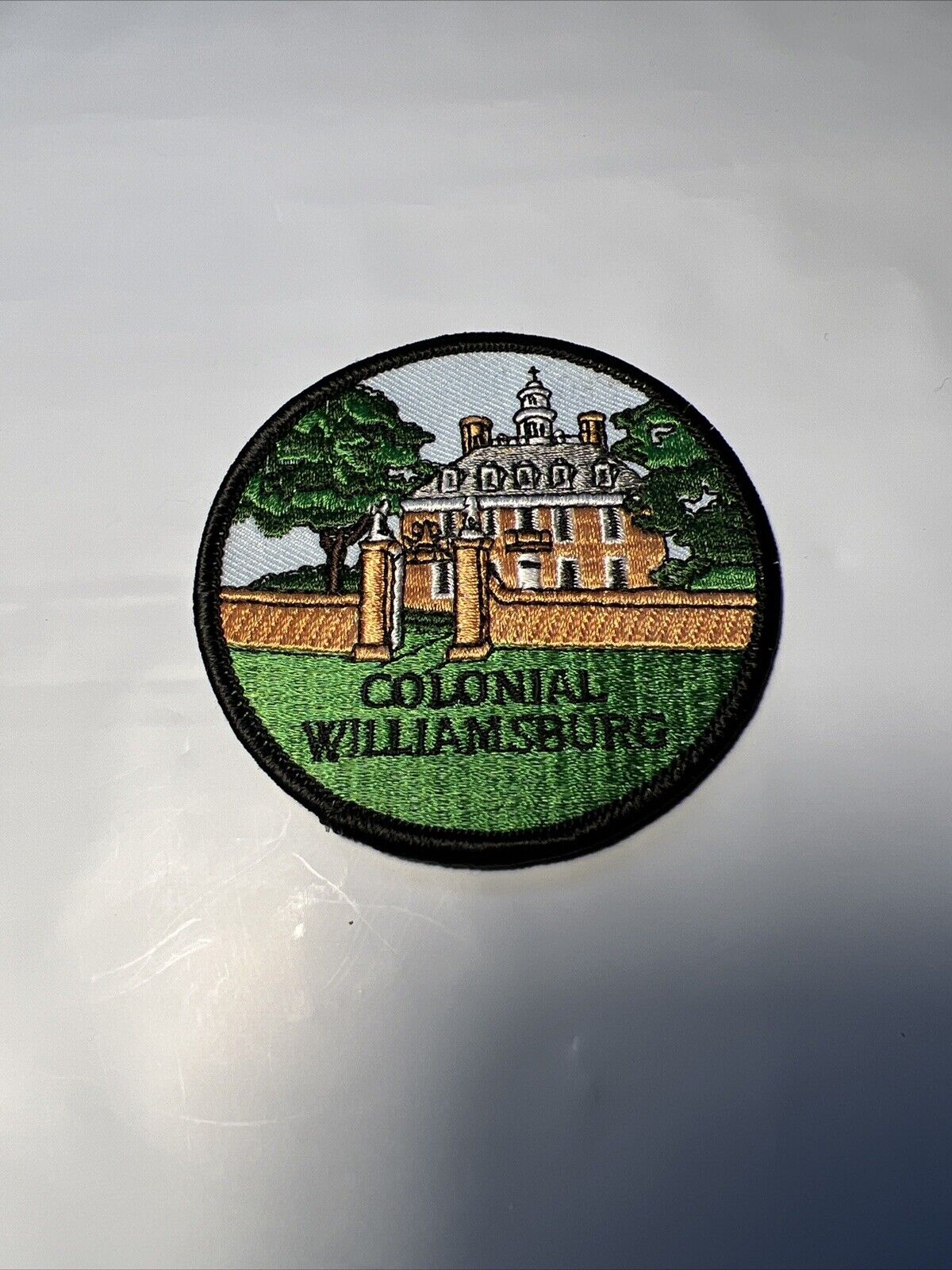 Vintage Colonial Williamsburg Virginia Embroidered Round Patch- NEW