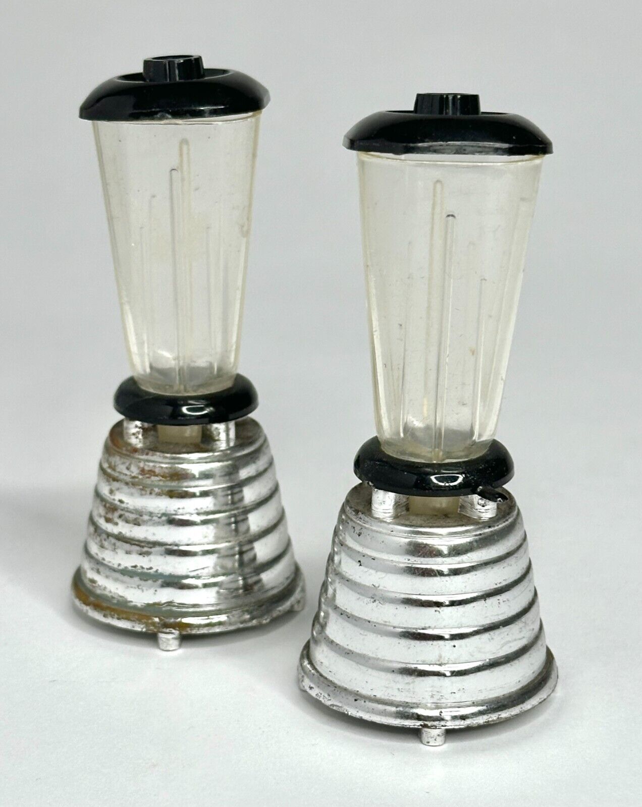 Vintage Mid Century Kitchen Blender Salt & Pepper Shakers