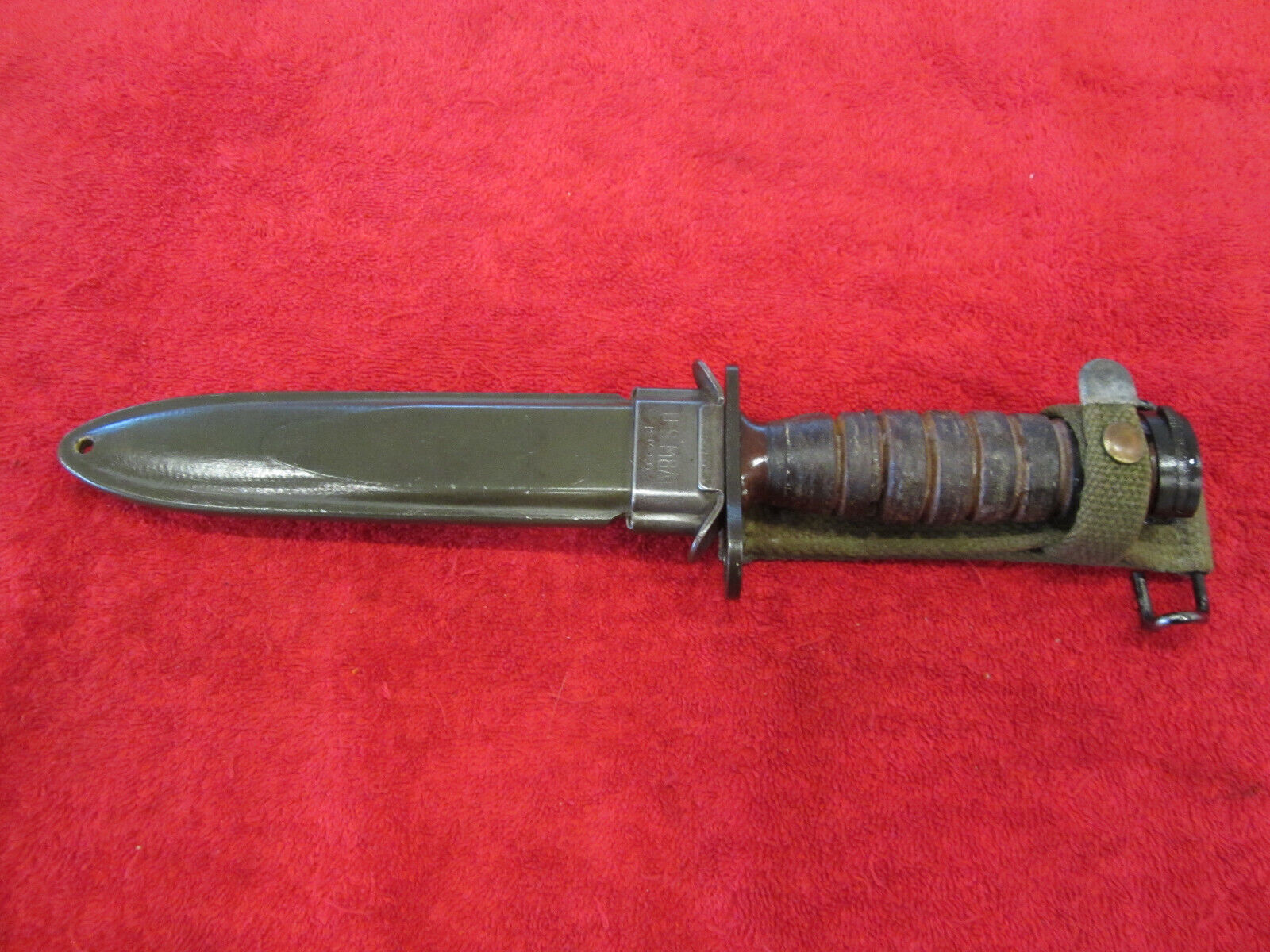 US Original WWII Leather Handle IMPERIAL M1-Carbine Bayonet W/WWII Scabbard