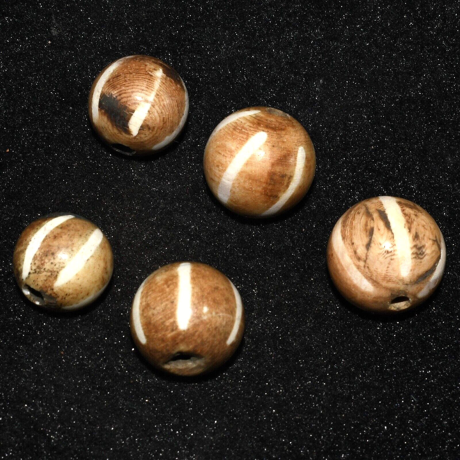 5 Genuine Pyu Culture Large Pumtek Beads with Stripes in Good Condition