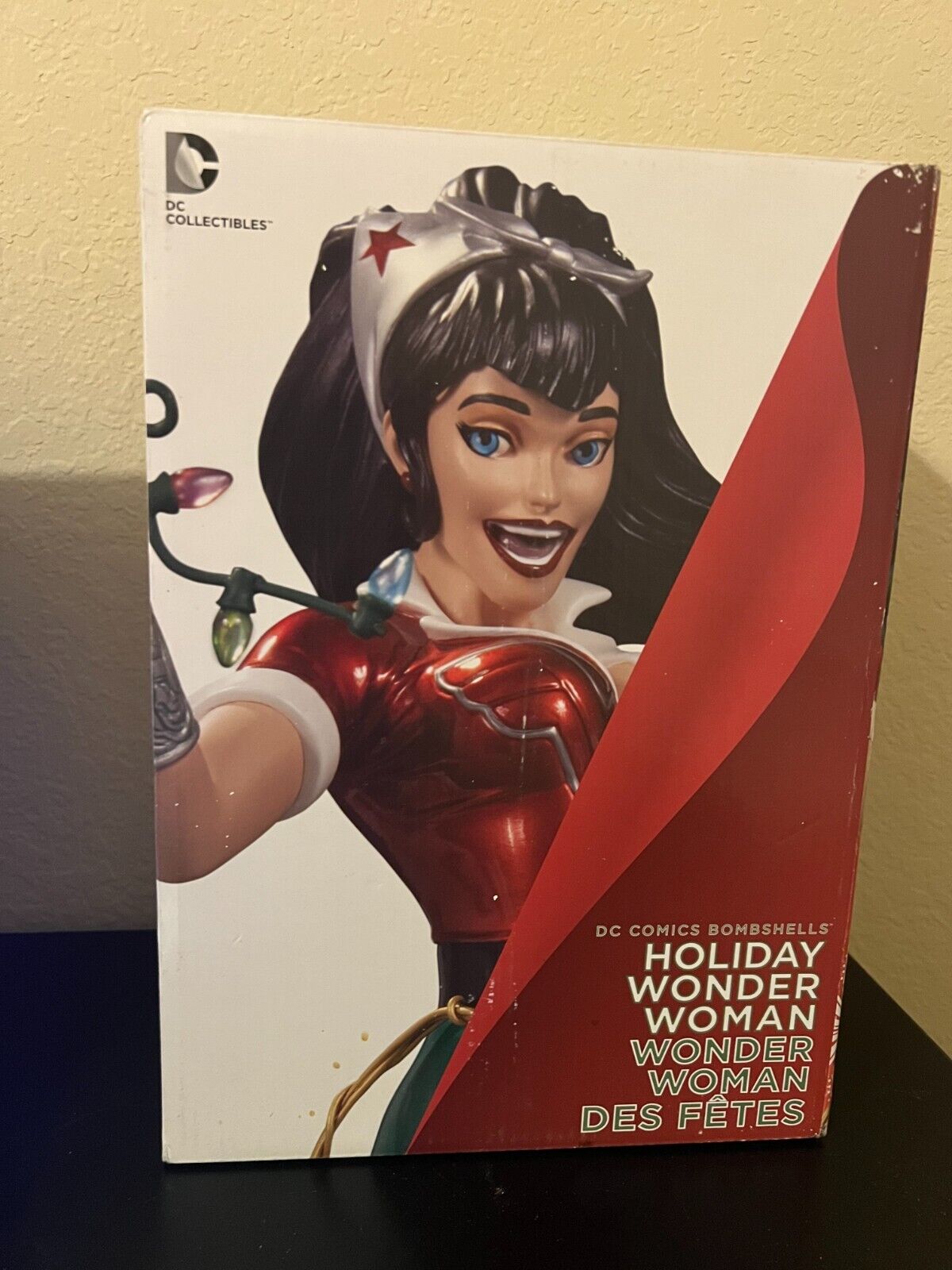 Holiday Wonder Woman Bombshell