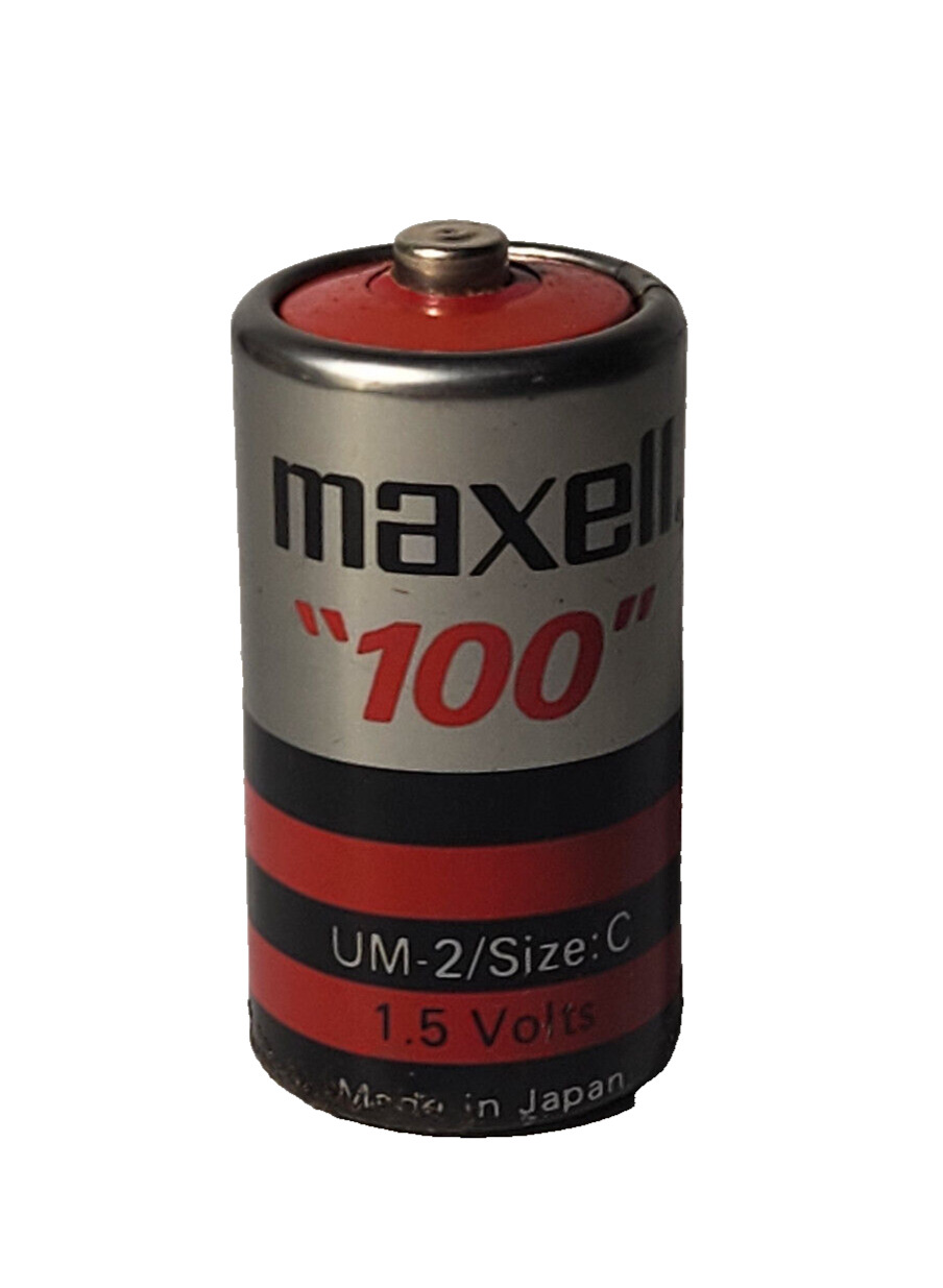 Vintage Collectible Maxell “100” Battery made in Japan UM-2 Size C 1.5 Volts