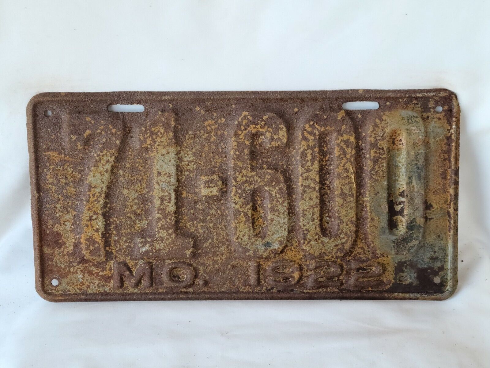 Vintage 1922 Missouri License Plate 0122