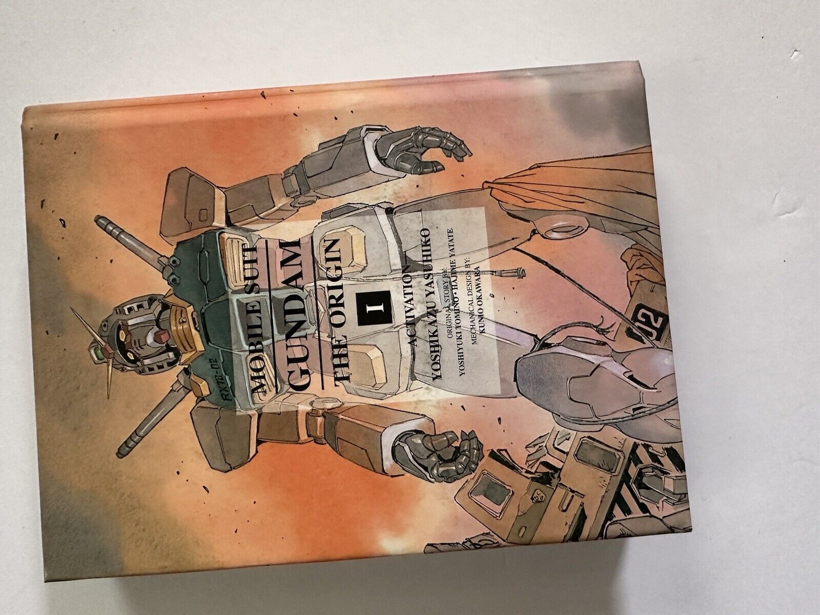 Mobile Suit Gundam The Origin Volume 1 Hardcover  FIRST EDITION Great Condition