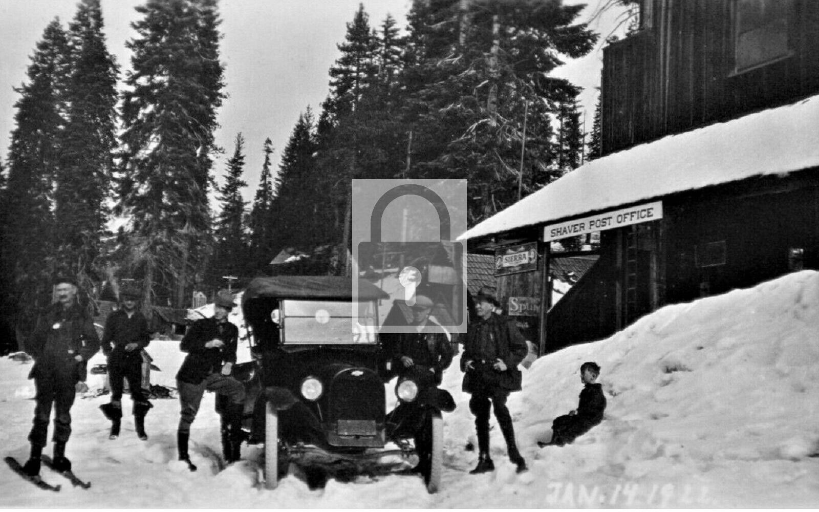 Winter Snow Scene Post Office Shaver Lake California CA Reprint Postcard