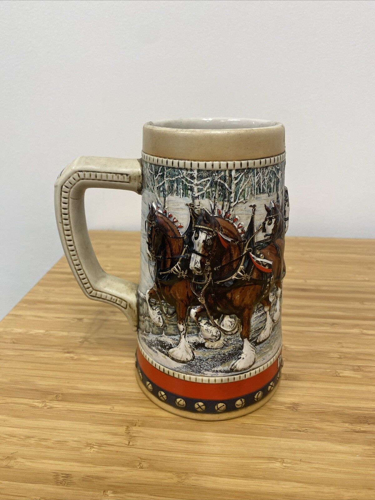 1988  Anheuser Busch  Budweiser Bud Holiday Christmas Beer Stein Clydesdales