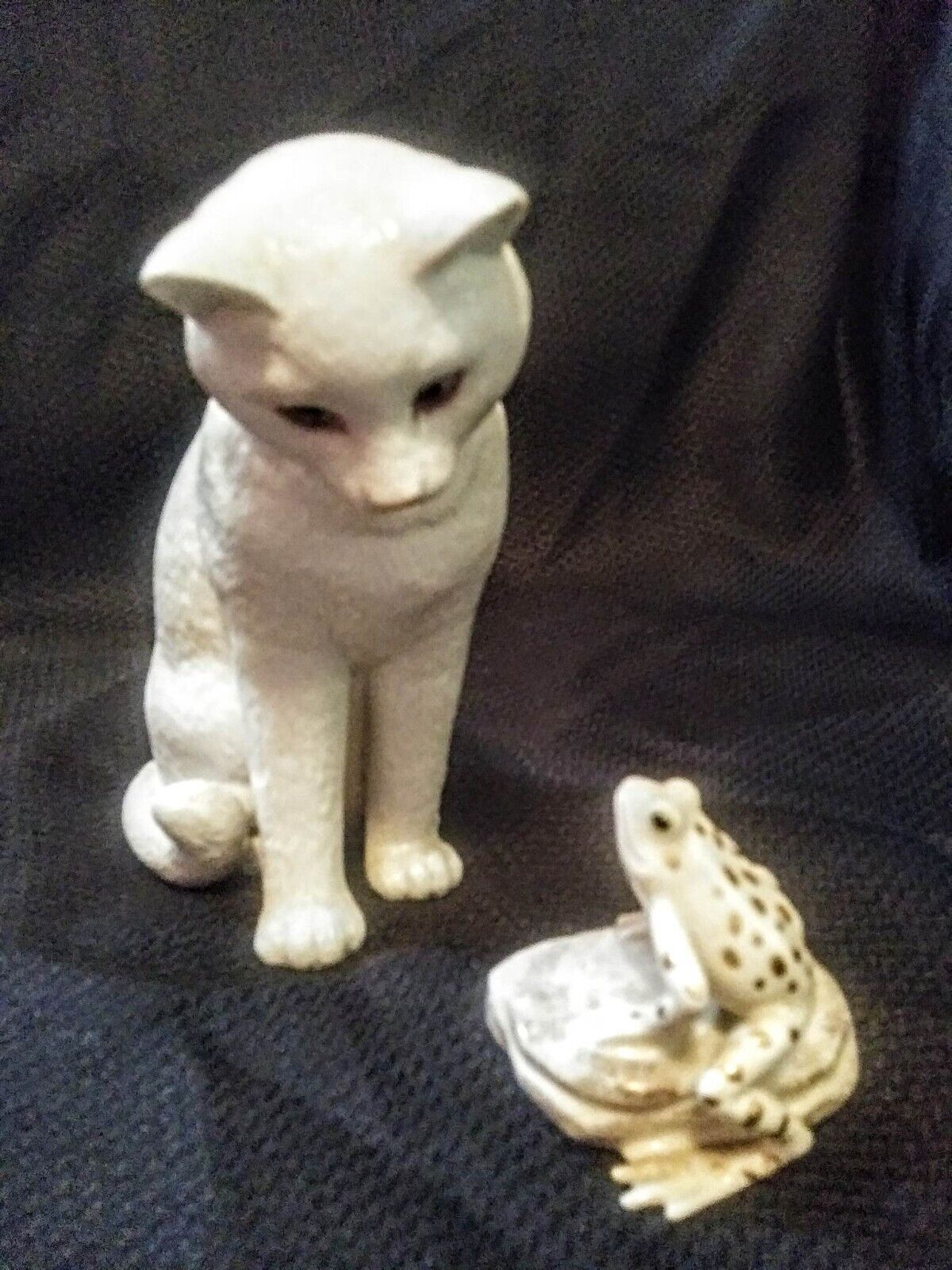 Lenox Classic Collection Porcelain Cat Curious and Cautious Box and COA Repaired