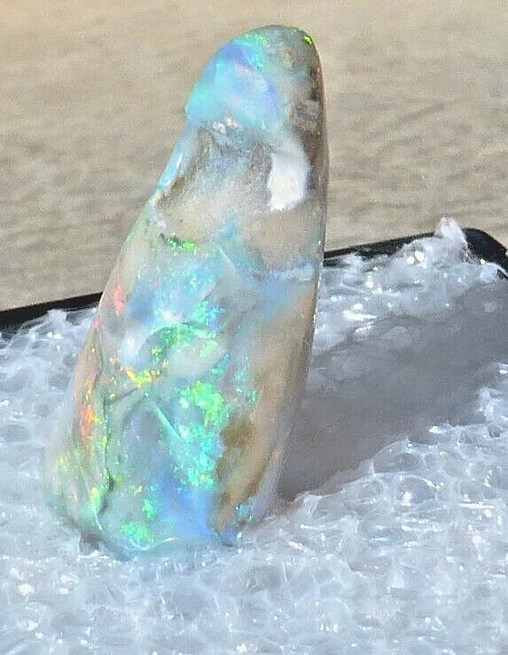 Colorful crystal opal specimen Virgin Valley Nevada 1.57 grams