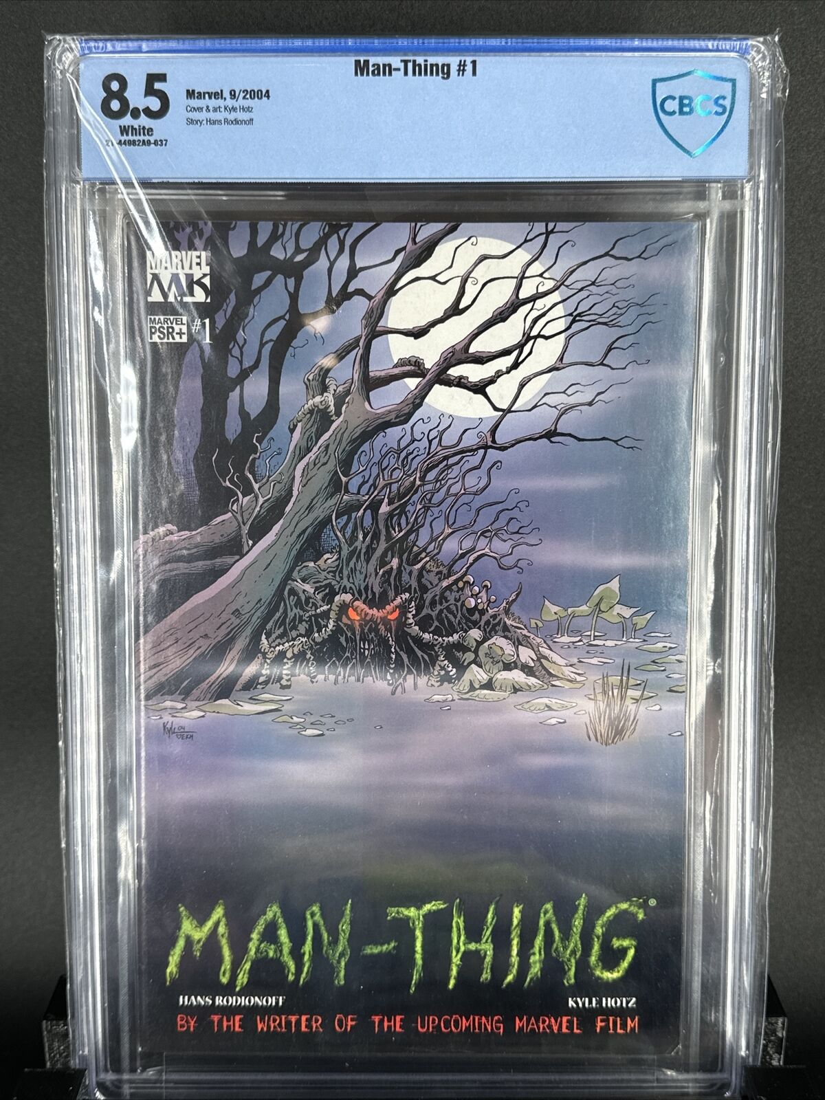 MAN-THING #1 CBCS 8.5 white pages Cover by KYLE HOTZ  MARVEL MK