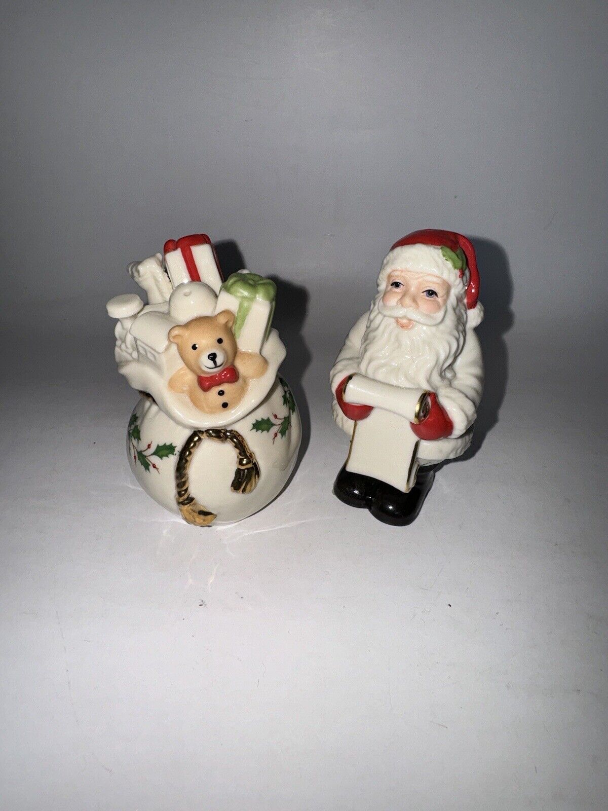 Lenox Holiday Santa with List and Bag of Toys Salt and Pepper Shakers