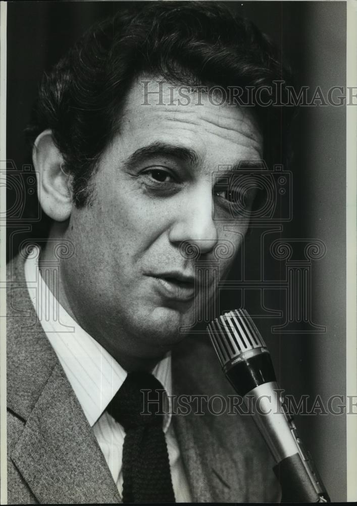 1983 Press Photo Placido Domingo, Spanish-born opera tenor - mjx12125