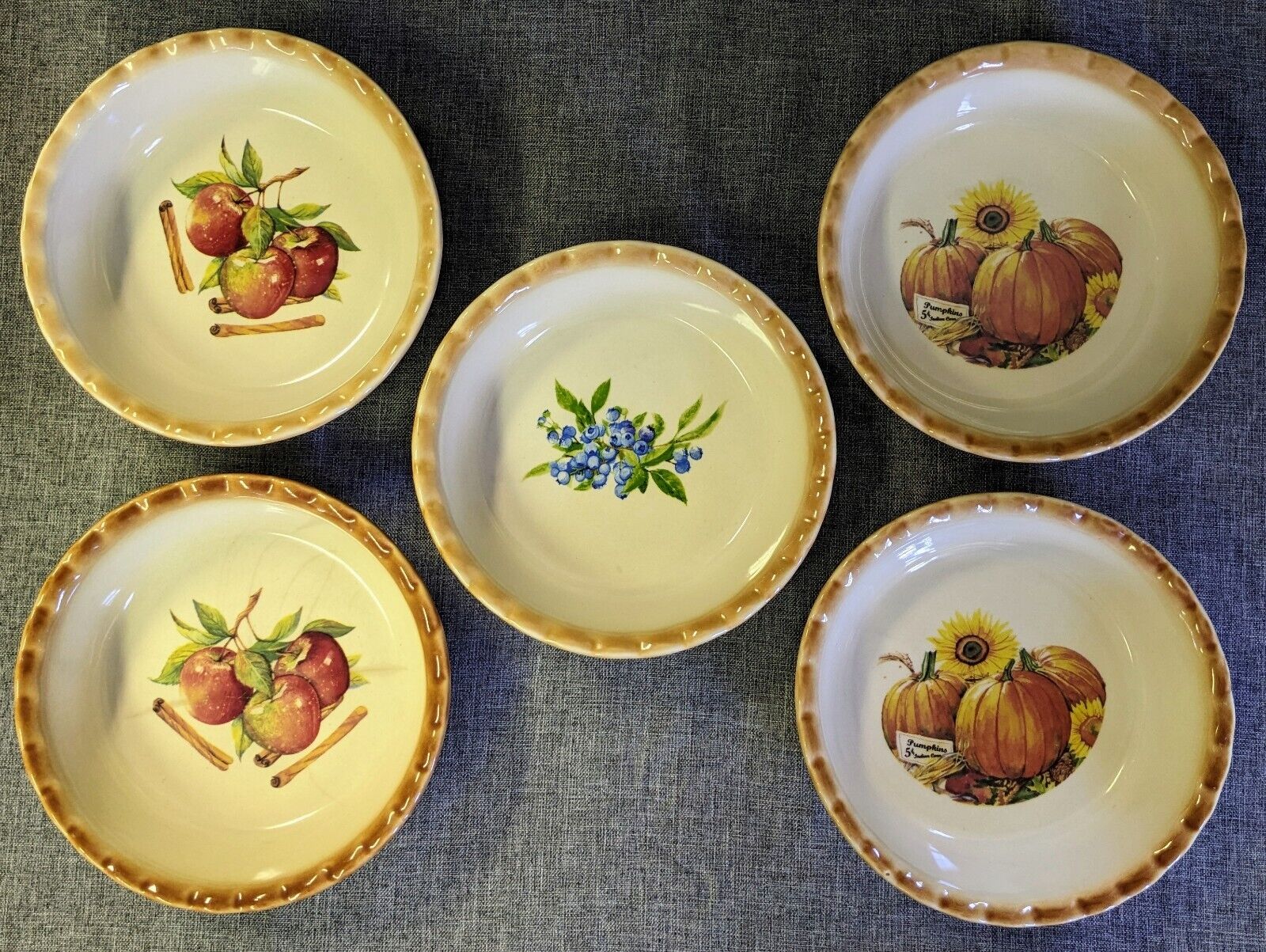 Lot Of 5 Nantucket Mini Pie Plates Dish Quiche Dish Apple Blueberry & Pumpkin