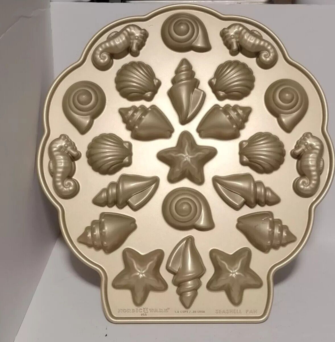 Nordic Ware SEASHELL Cakelet / Candy Pan ~ Gold Collection