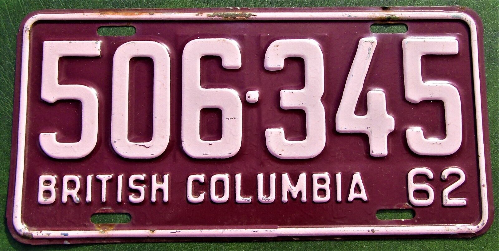 1962 BRITISH COLUMBIA License Plate - 60-Year-Old #506-345