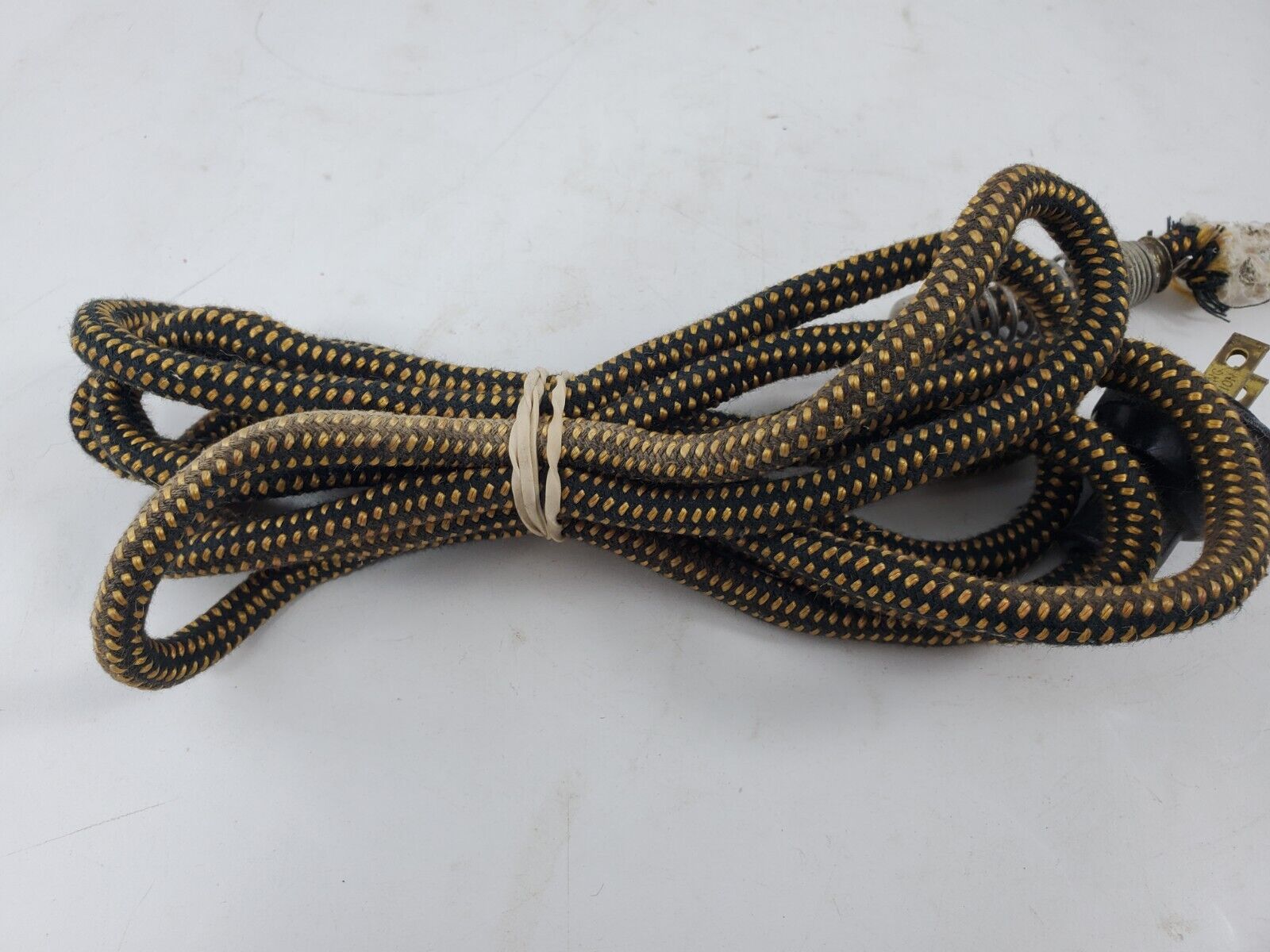Vintage Small Appliance Power Cord Cloth Covered 8 Foot Loop Ends Black/Gold
