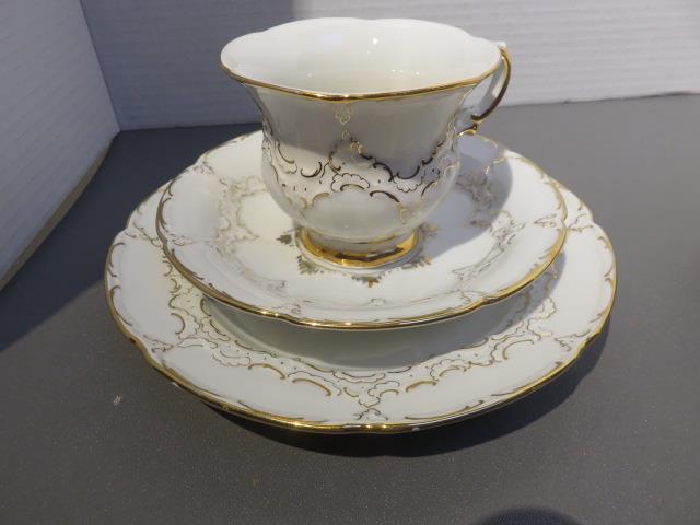Meissen MSS167 (GERMANY) trio cup saucer dessert plate gold white 373a27 as is