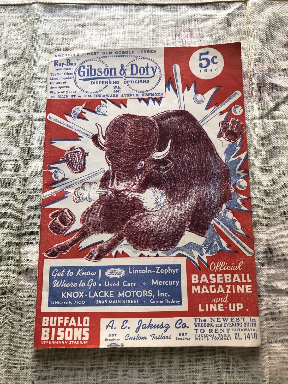 RARE Vintage Official Baseball Magazine & Line-Up Buffalo Bisons 1940