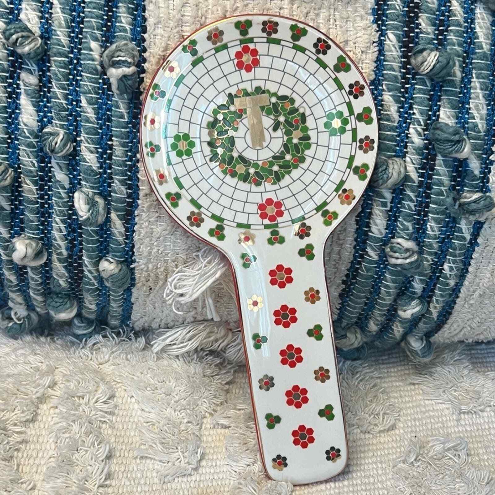 Anthropologie Festive Bistro Tile Spoon Rest Christmas Wreath Holly Floral