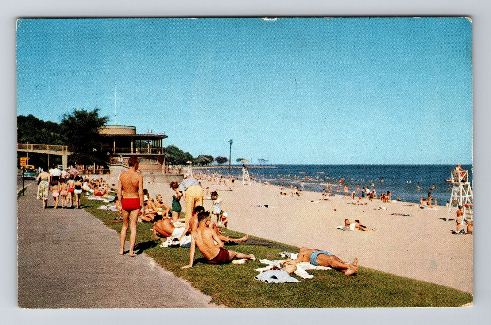 Milwaukee WI-Wisconsin, Bradford Beach Lake Michigan Vintage Souvenir Postcard