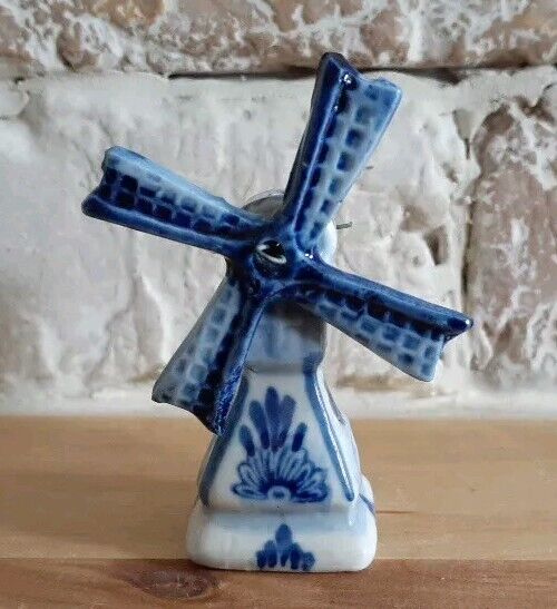 Minature Blue and White Delft Spinning Windmill 3x2 Inch One Hole Salt Shaker