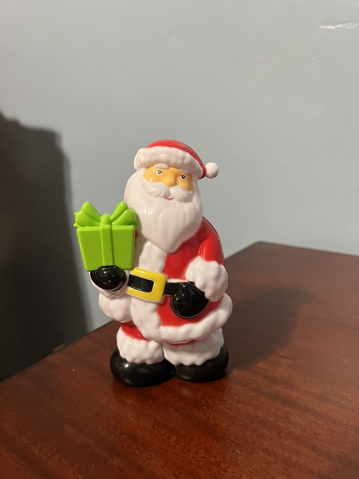 Vintage Talking Santa Claus Plastic Christmas Holiday Decoration 5.75” tall