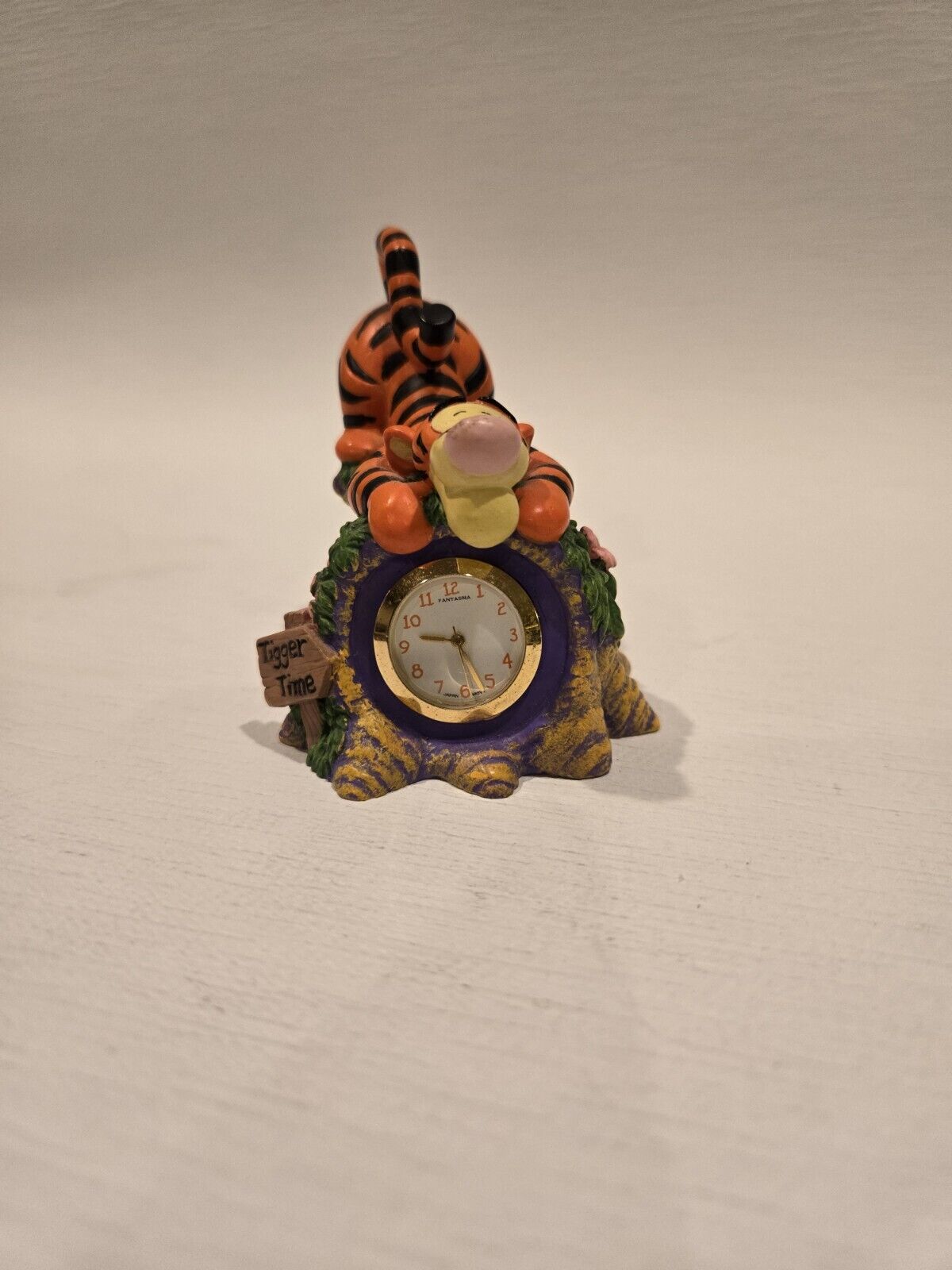 DISNEY TIGGER TIME Miniature DESK CLOCK Figurine -Running  Clock 