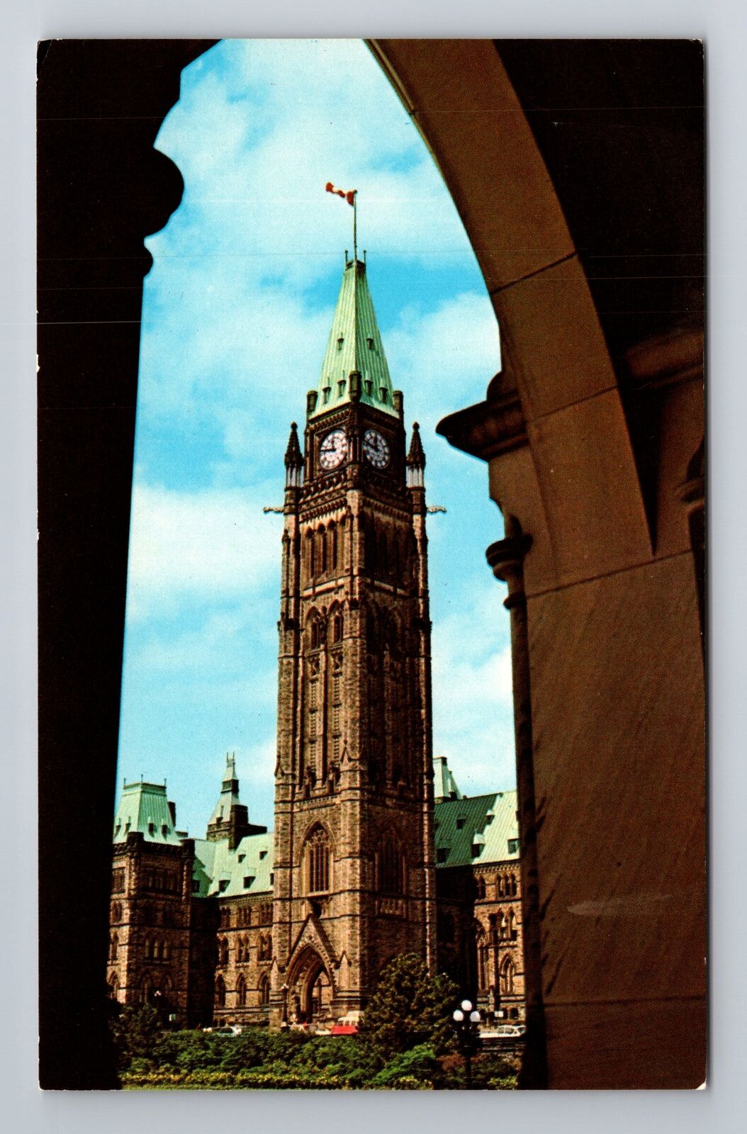 Ottawa-Ontario, The Peace Tower, Antique Vintage Souvenir Postcard
