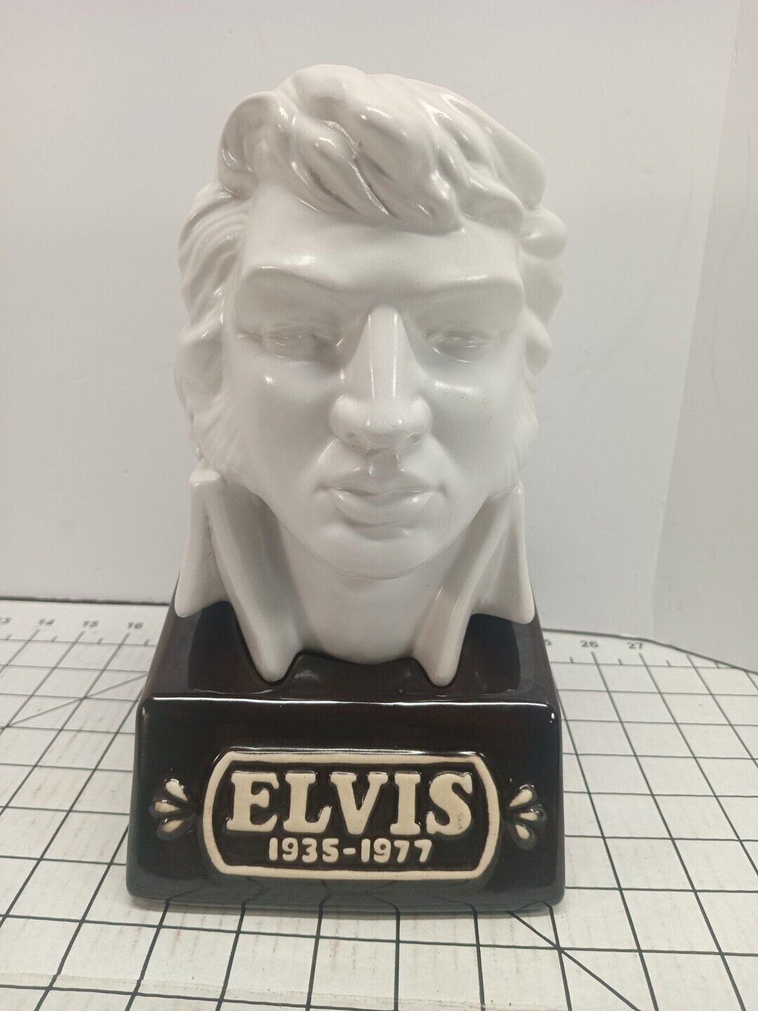 Vintage 1977 Elvis Presley Bust Decanter Empty Americana Porcelain