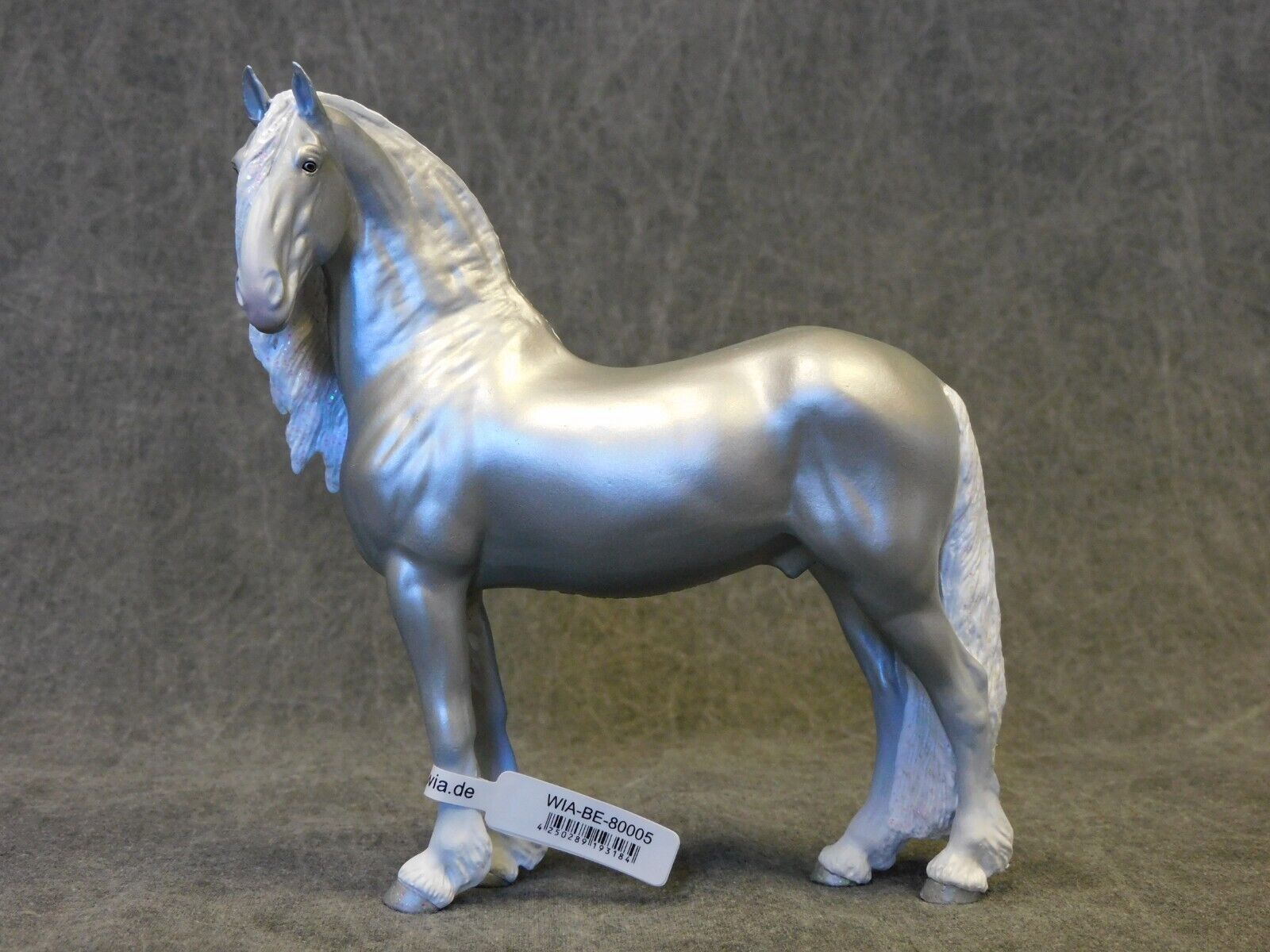 WIA NEW * Niklas Silver Holiday Friesian Stallion * Eberl 1:18 Scale Model Horse