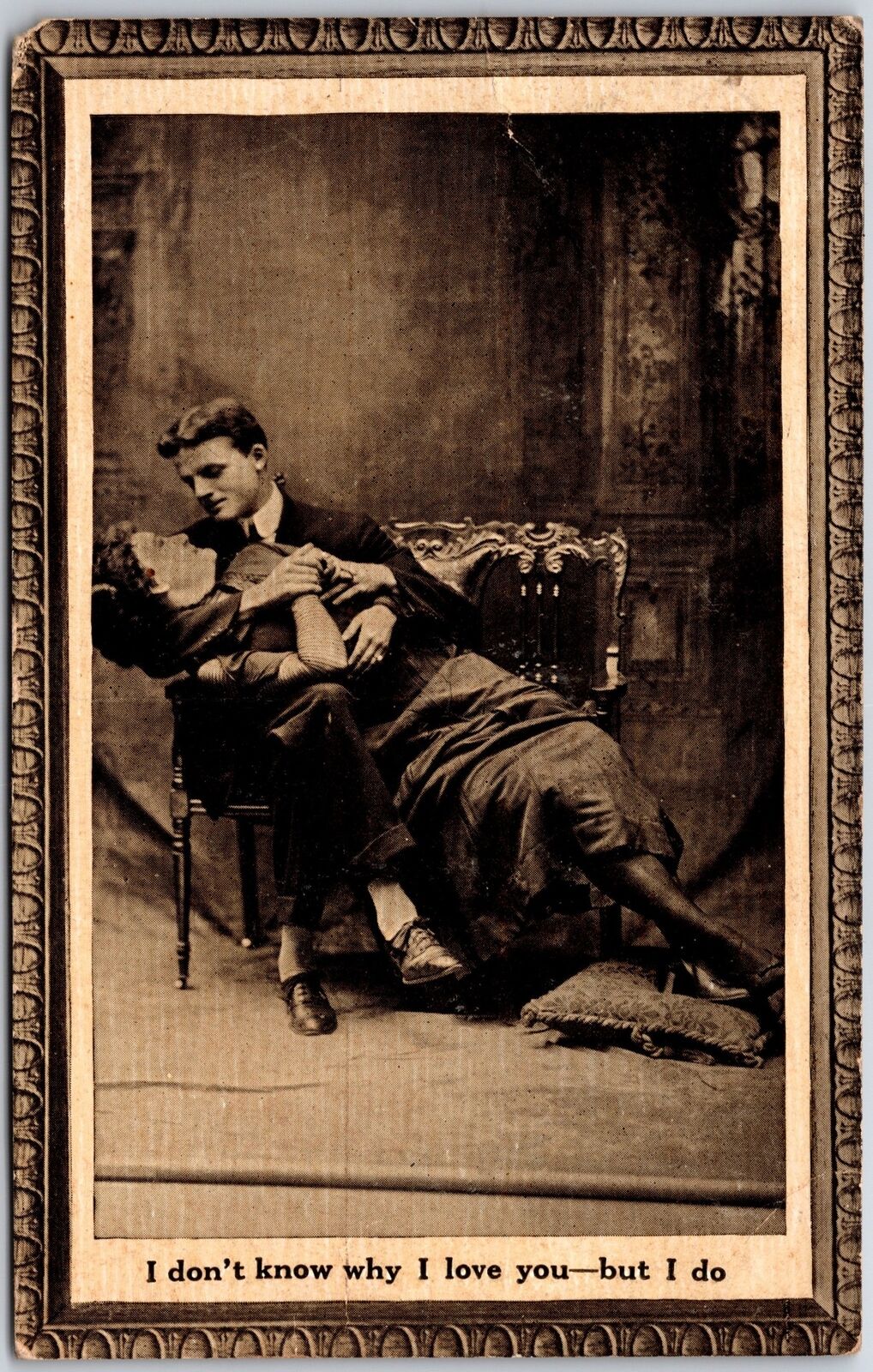 1911 Lovers Couple Sweet Gestures Leaning Upon His Arms Bordered Posted Postcard