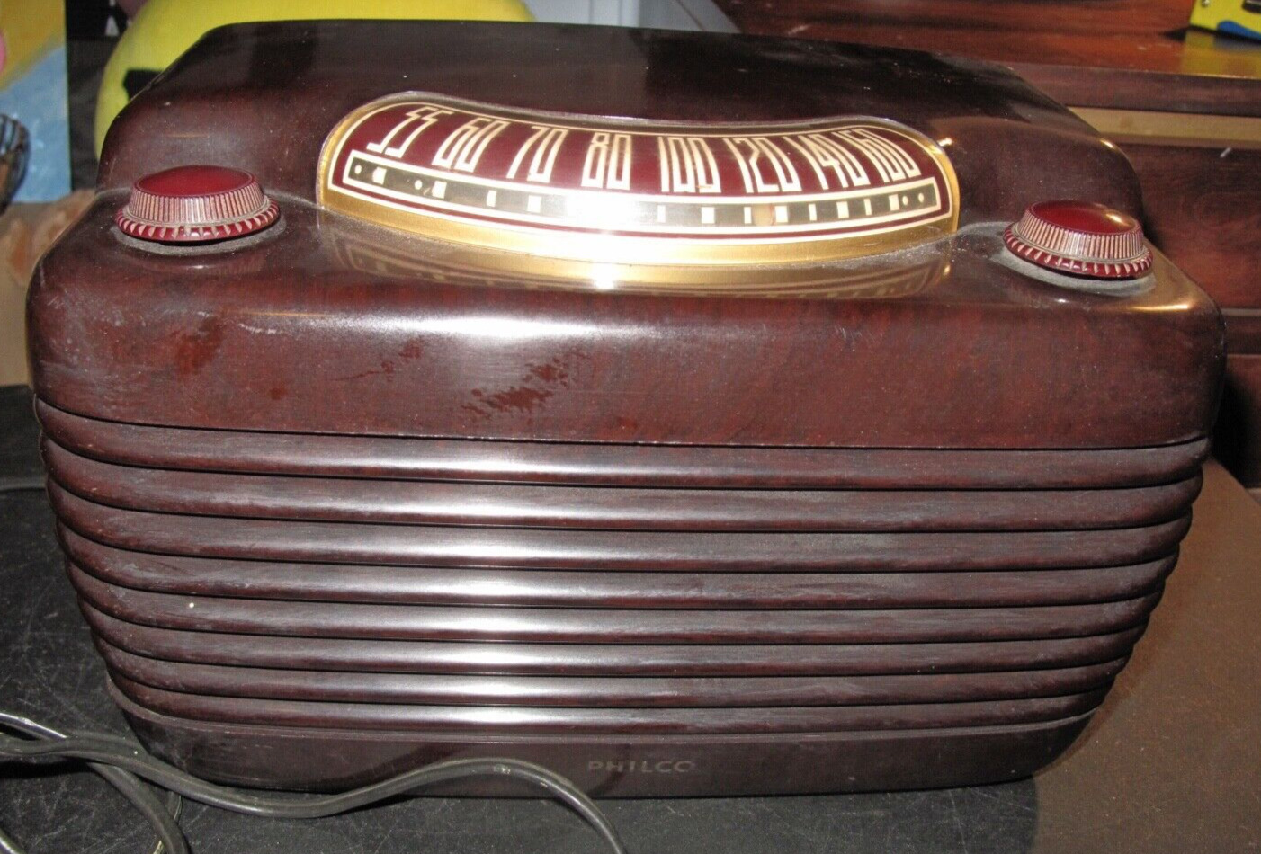 Old Antique 1946 Bakelite Vintage PHILCO TUBE RADIO Model 46-420 - Collectible