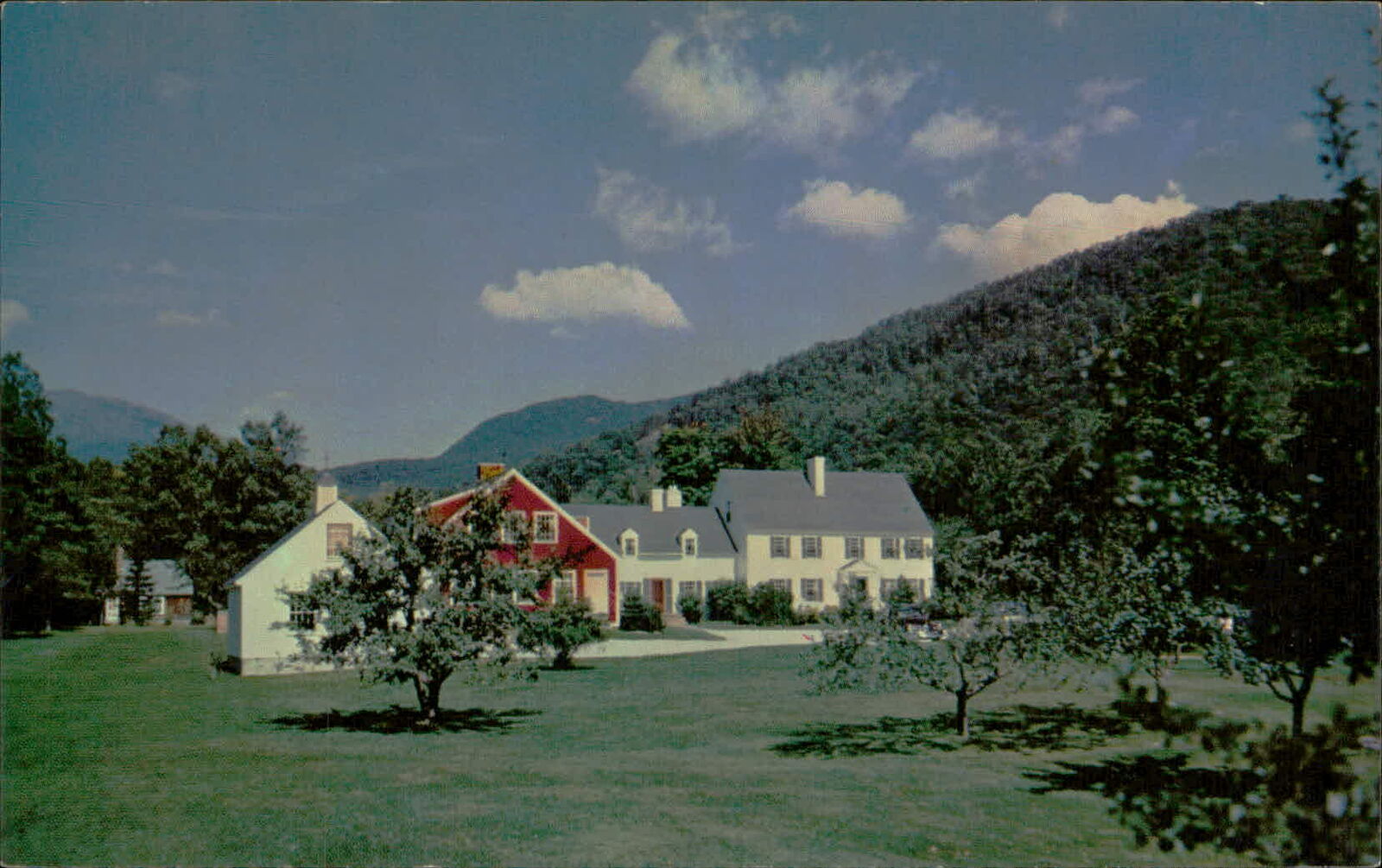 Postcard: THE DANA PLACE, JACKSON, N.H.