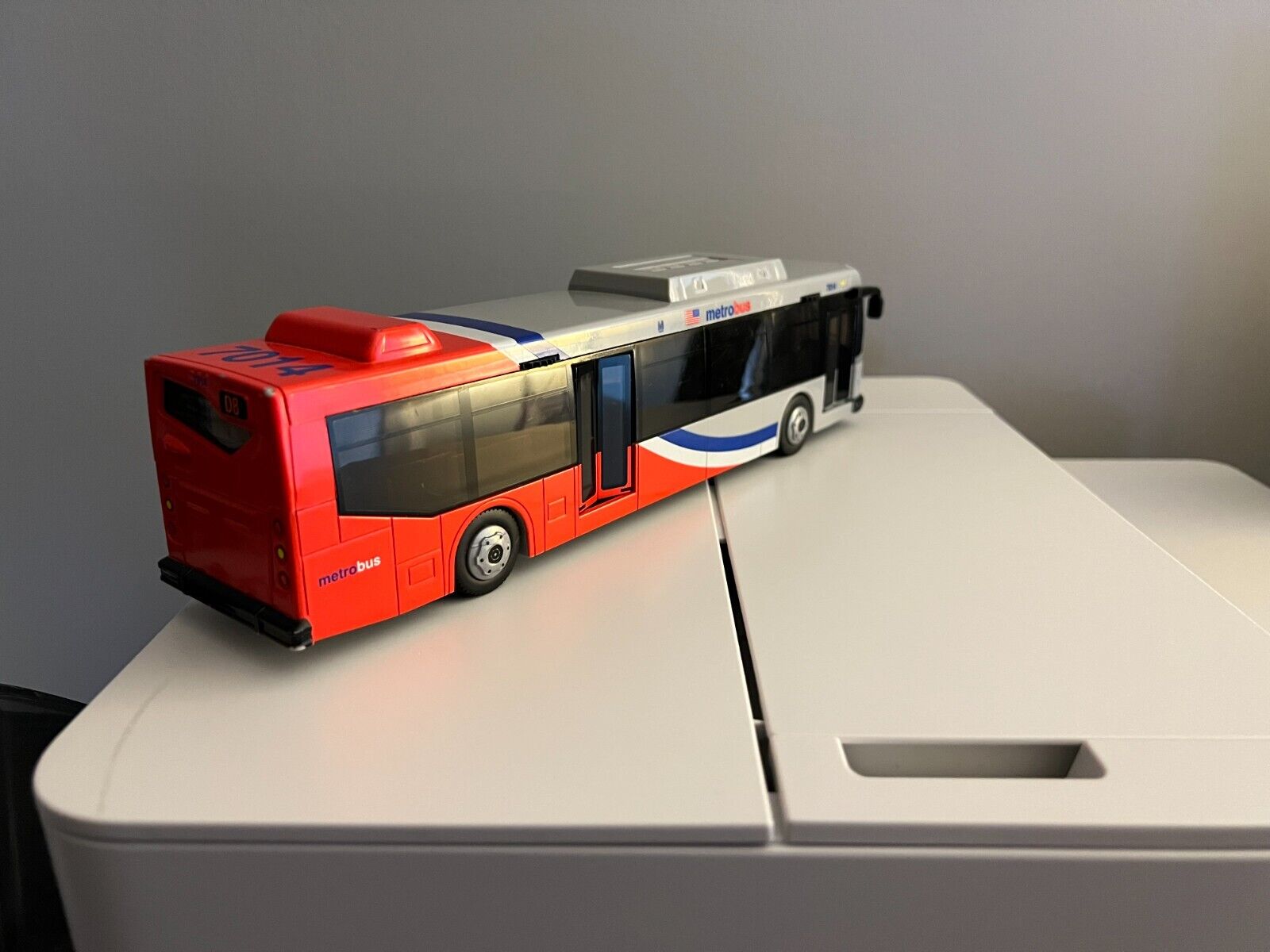 Washington DC Metro Toy Bus 11 Inch 1/43 Scale