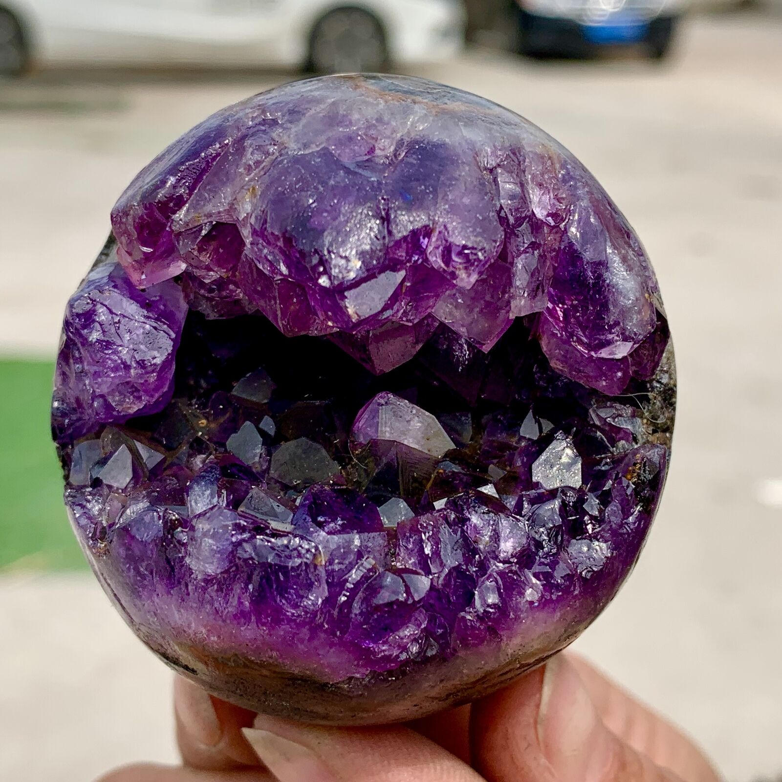 237G Natural Uruguayan Amethyst Quartz crystal open smile ball therapy