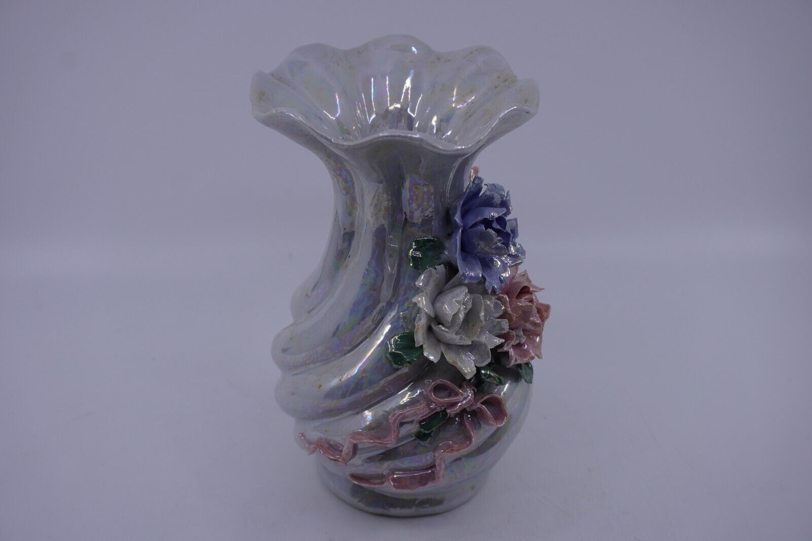 Vintage Noritake Iridescent Glaze Ceramic Vase  Aprox. 7” tall.  🌺