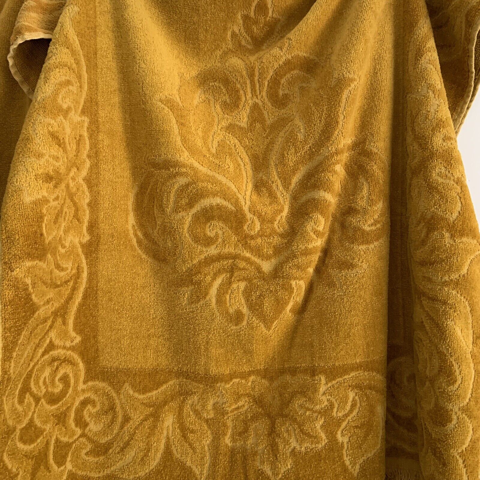 Vintage MCM Martex Bath Towels Mustard Harvest Gold Yellow Cotton 23x41 (2)