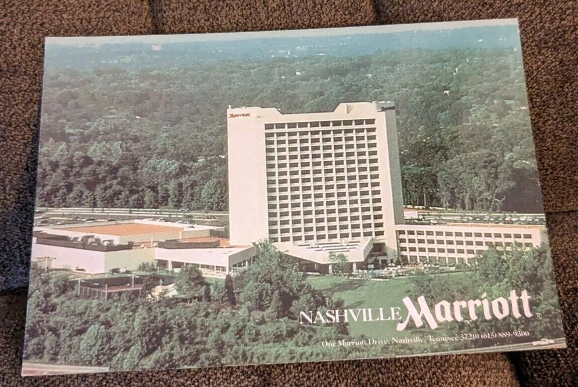 Nashville Tennessee Mariott  Vintage Postcard