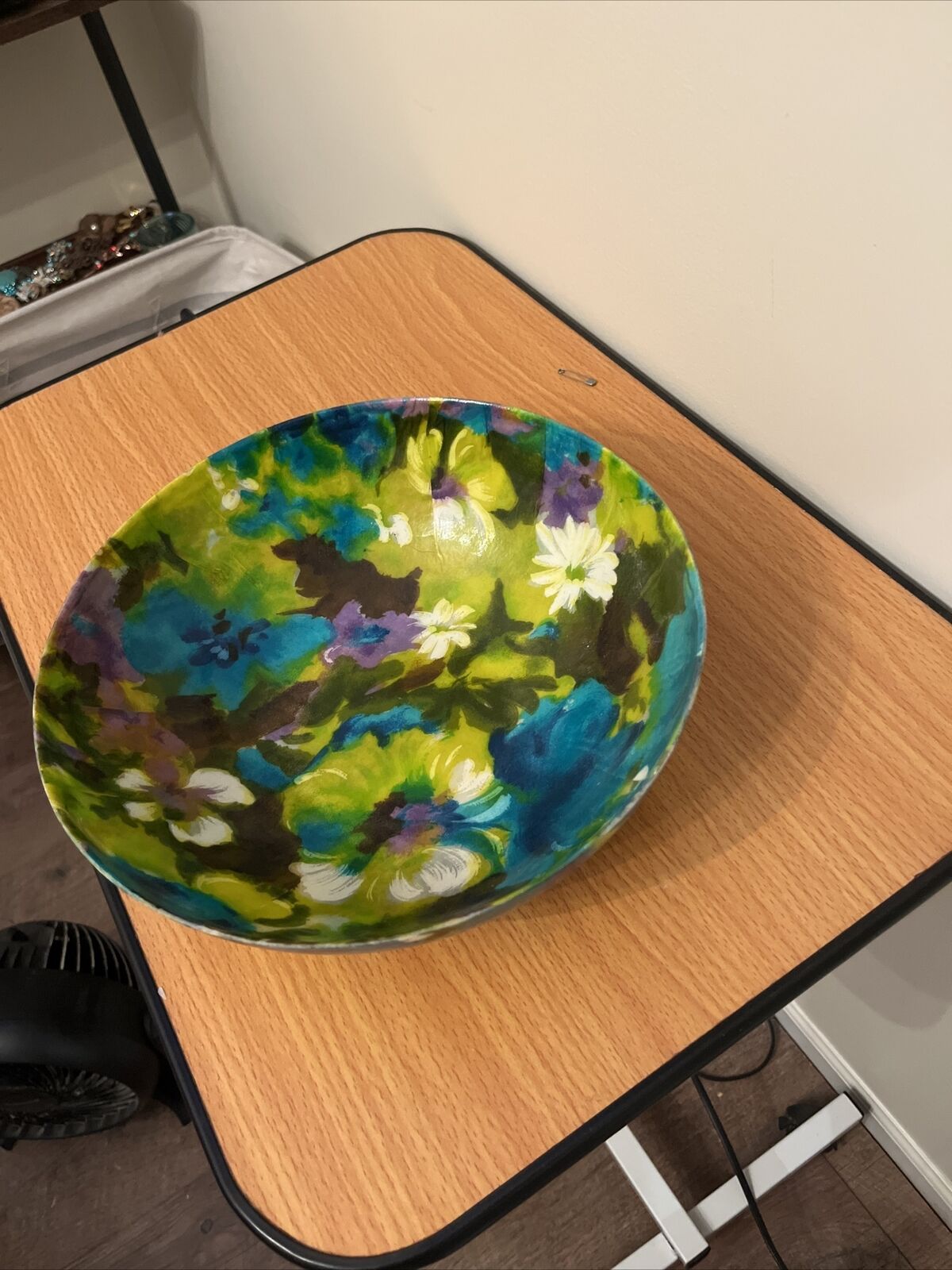 Grandma core mid century floral bowl