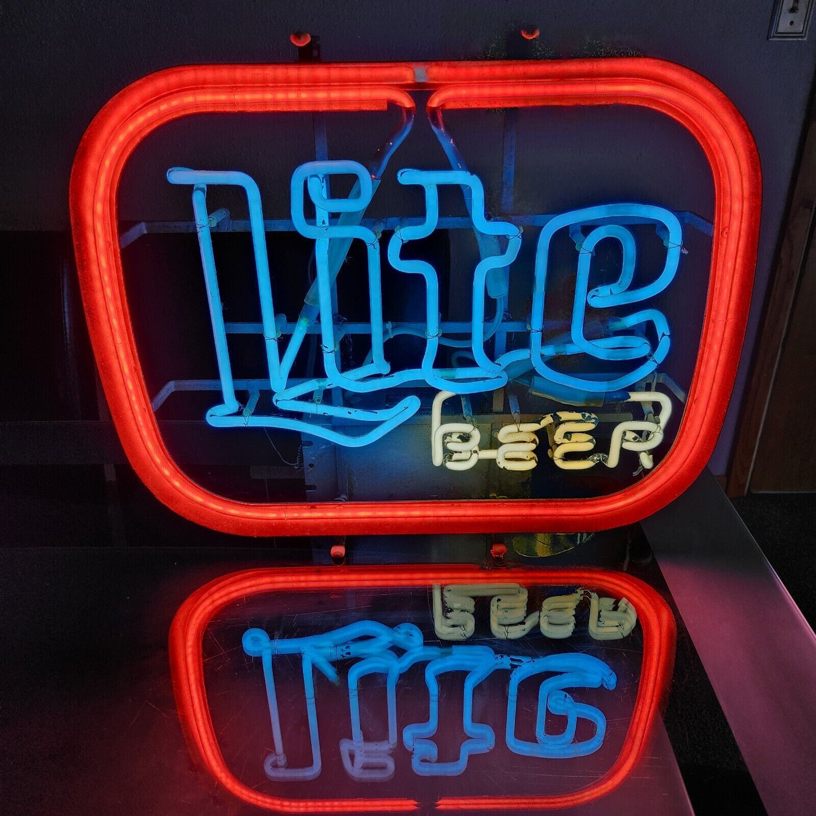 1987 Vintage Authentic Miller “LITE” Beer Neon Sign Original