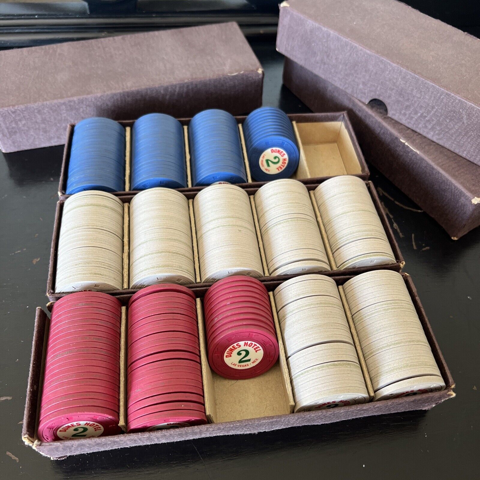 RARE Dunes Hotel Las Vegas Roulette Chips 2  1960’s Set of 260 Red/Blue/Beige ￼